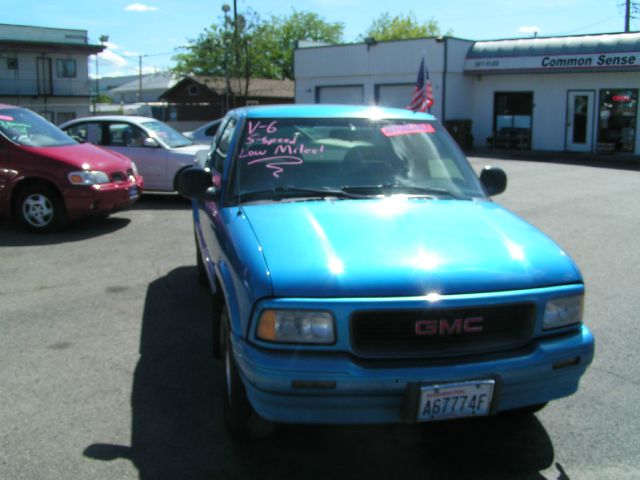 1995 GMC Sonoma 160.5 WB DRW SLT