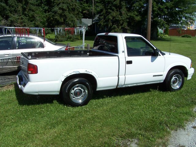 1995 GMC Sonoma Supercrew-short-limited-nav-22 INCH Rims-1 Owner
