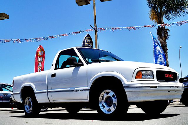 1997 GMC Sonoma SCAB XLT 4WD LONG BOX