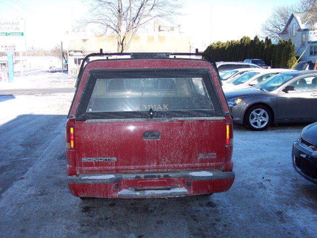 1999 GMC Sonoma 5-speed Automatic, 4.7l V8 Flex