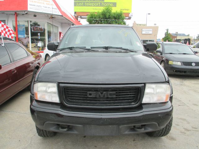 2000 GMC Sonoma 2500 Xtended Cargo Van W. Rack