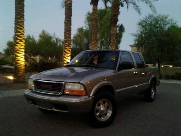 2002 GMC Sonoma 4dr Sdn LS 3.0L Auto