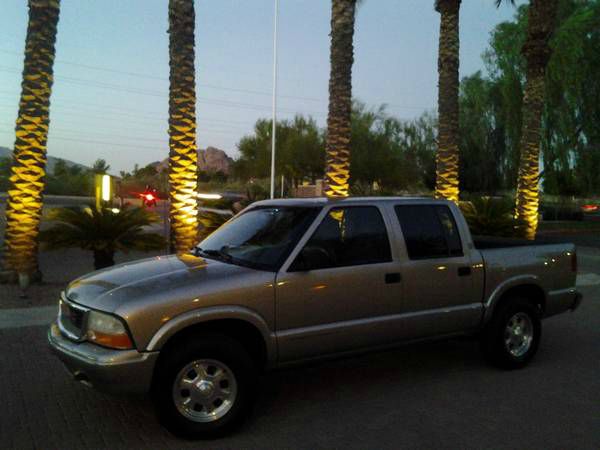 2002 GMC Sonoma 4dr Sdn LS 3.0L Auto