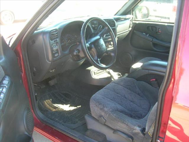 2002 GMC Sonoma 4dr Sdn 3.7L FWD Sedan
