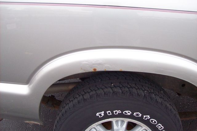 2002 GMC Sonoma 4dr Sdn 3.7L FWD Sedan