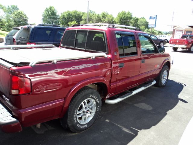 2003 GMC Sonoma 4dr Sdn LS 3.0L Auto