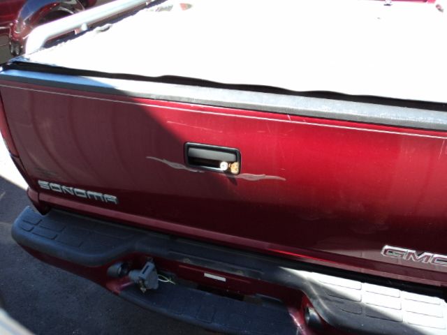 2003 GMC Sonoma 4dr Sdn LS 3.0L Auto