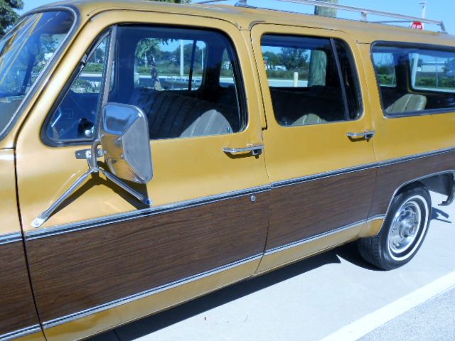 1975 GMC Suburban XLT Harley-davidson Edition