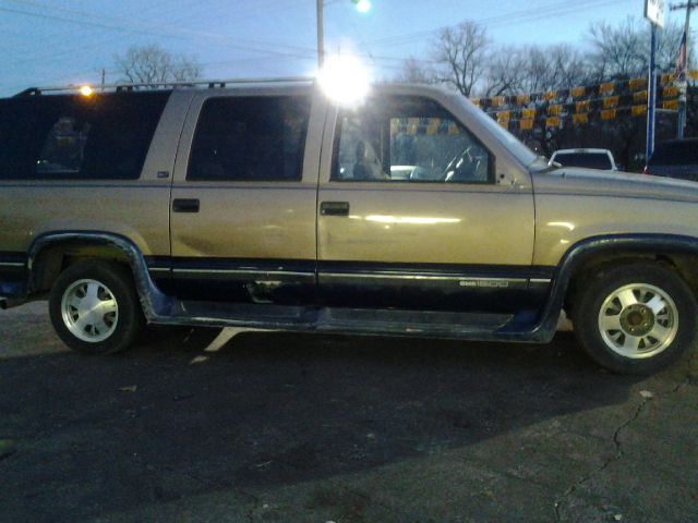 1995 GMC Suburban Unknown