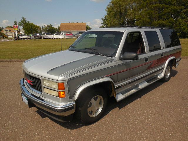 1995 GMC Suburban SLT