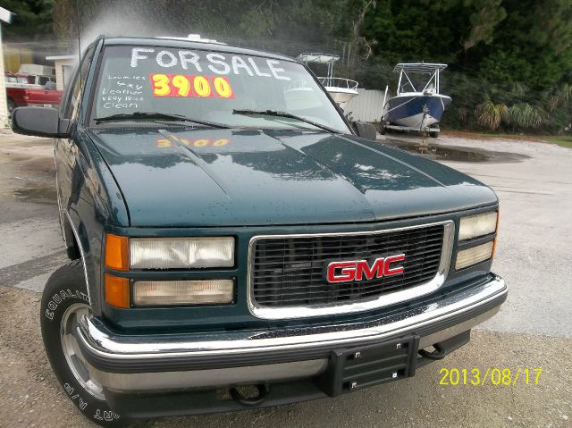 1995 GMC Suburban SLT