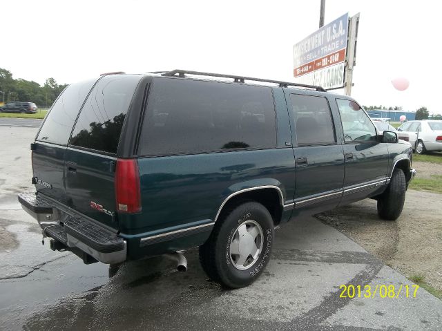 1995 GMC Suburban SLT