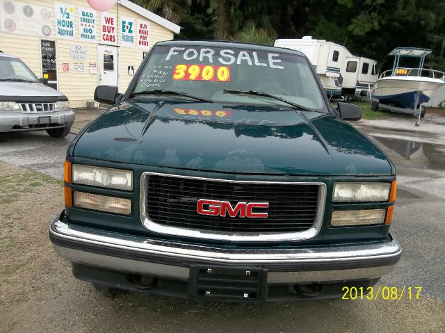 1995 GMC Suburban SLT