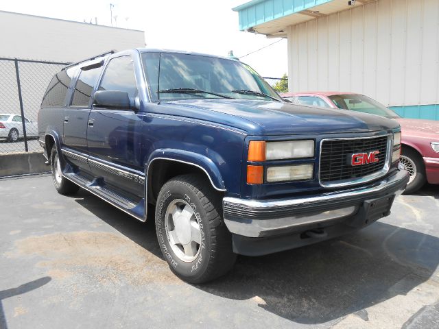 1996 GMC Suburban Unknown