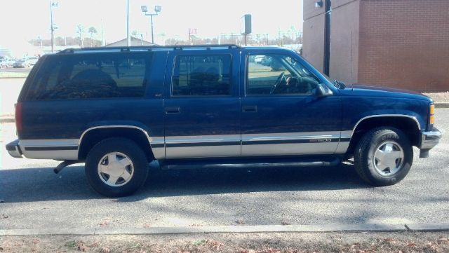 1997 GMC Suburban Unknown