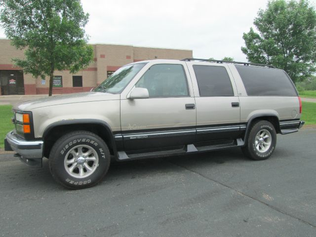 1998 GMC Suburban Supercab SRW 4X