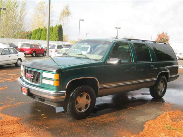 1999 GMC Suburban Unknown