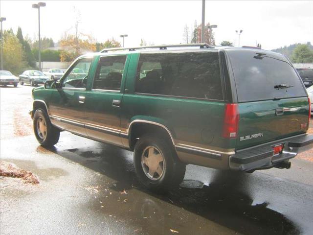 1999 GMC Suburban Unknown