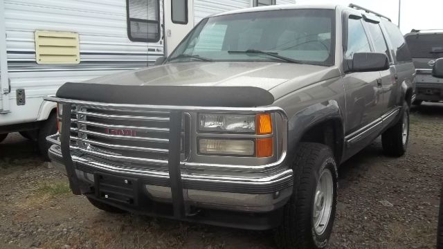 1999 GMC Suburban Unknown