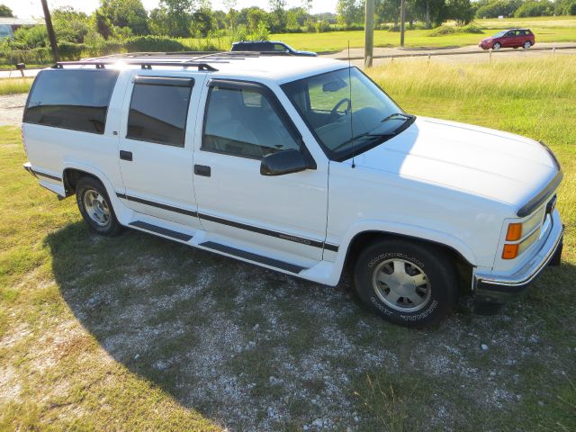 1999 GMC Suburban Unknown