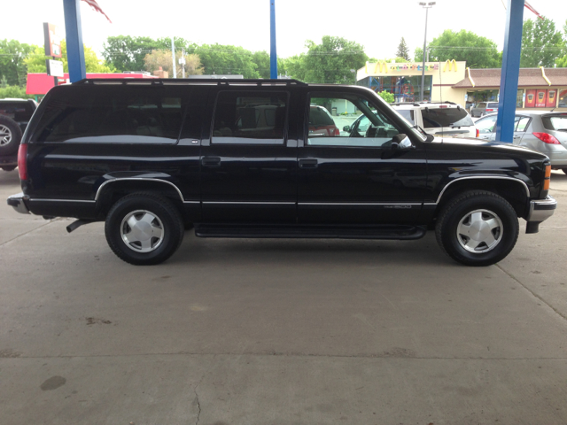 1999 GMC Suburban C350 4dr Sdn 3.5L Sport RWD Sedan