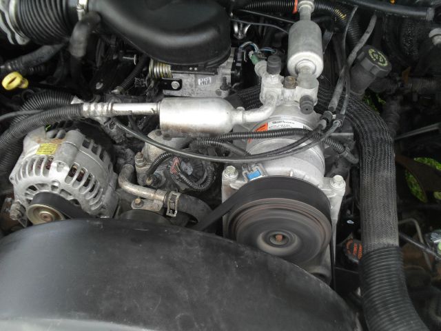 1999 GMC Suburban 45