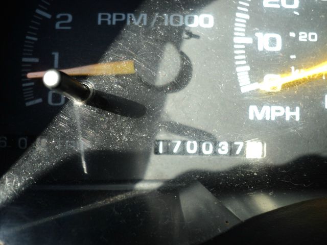 1999 GMC Suburban Unknown