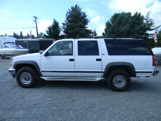1999 GMC Suburban Extended Cab 4-wheel Drive LTZ
