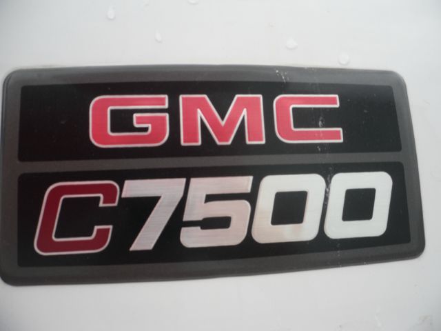 2004 GMC T6500 Unknown