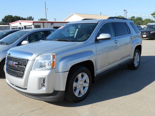 2010 GMC Terrain Nav-tv/dvd-quads-third-sunroof-leather-4wd-6 CD TH