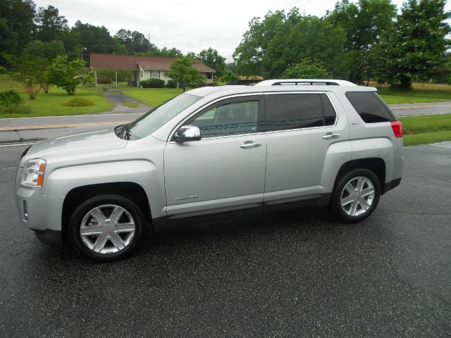 2010 GMC Terrain 4dr Sdn Man CE (natl)