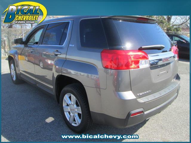 2011 GMC Terrain 2005 GMC 1500 SLT