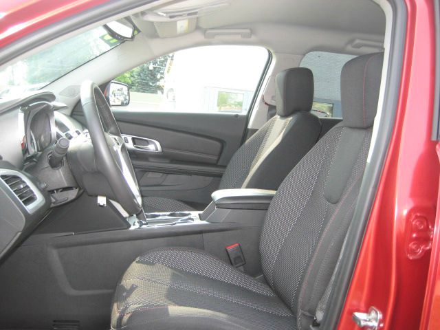 2013 GMC Terrain Nav-tv/dvd-quads-third-sunroof-leather-4wd-6 CD TH