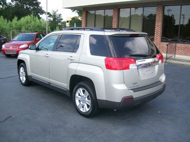 2013 GMC Terrain Nav-tv/dvd-quads-third-sunroof-leather-4wd-6 CD TH