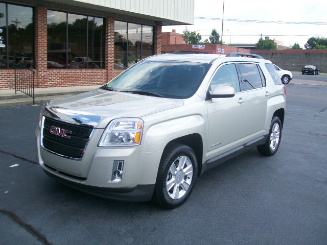 2013 GMC Terrain Nav-tv/dvd-quads-third-sunroof-leather-4wd-6 CD TH