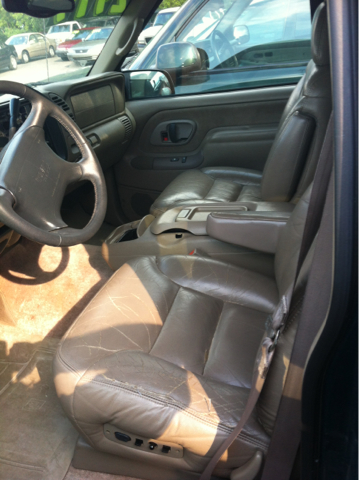 1997 GMC Unspecified C350 4dr Sdn 3.5L Sport RWD Sedan