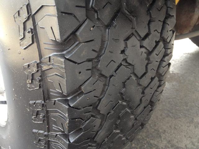 1999 GMC Unspecified C350 4dr Sdn 3.5L Sport RWD Sedan