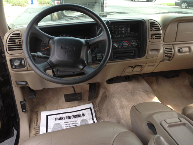 1999 GMC Unspecified C350 4dr Sdn 3.5L Sport RWD Sedan