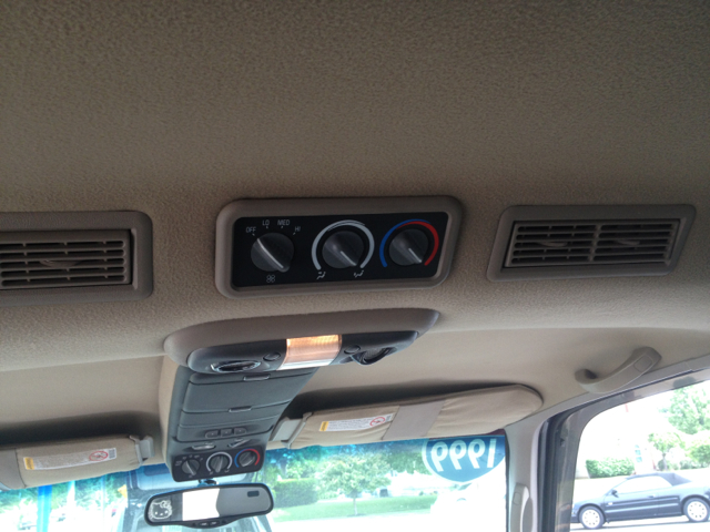 1999 GMC Unspecified C350 4dr Sdn 3.5L Sport RWD Sedan