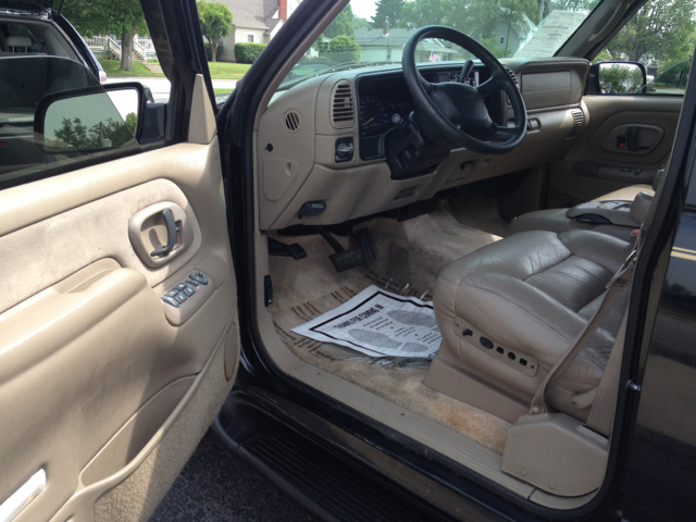 1999 GMC Unspecified C350 4dr Sdn 3.5L Sport RWD Sedan