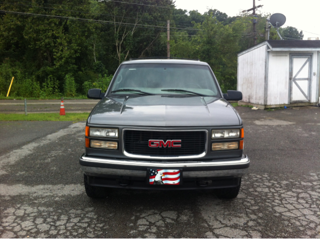 1999 GMC Unspecified C350 4dr Sdn 3.5L Sport RWD Sedan