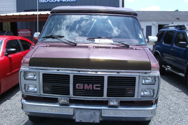 1990 GMC Vandura G2500 SE - Convertible Sharp