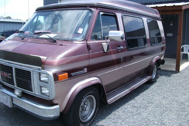 1990 GMC Vandura G2500 SE - Convertible Sharp