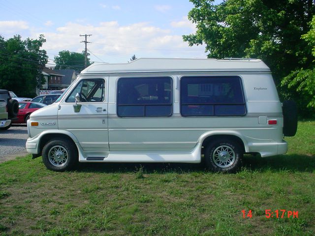 1995 GMC Vandura G2500 SE - Convertible Sharp