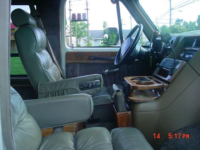1995 GMC Vandura G2500 SE - Convertible Sharp