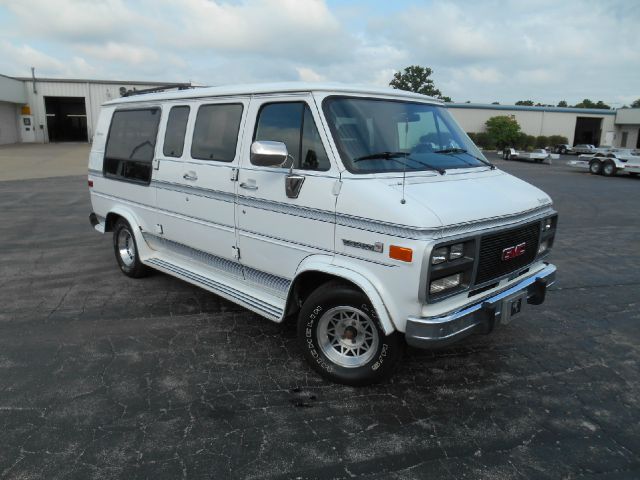 1995 GMC Vandura G2500 SE - Convertible Sharp