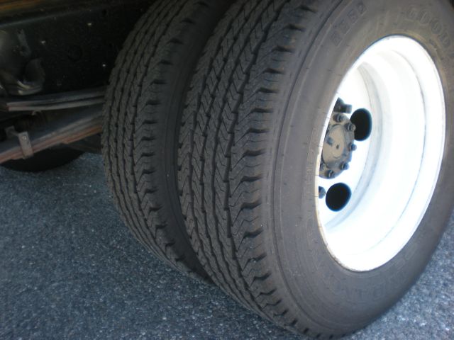 2007 GMC W4500 SR5 TRD Sport