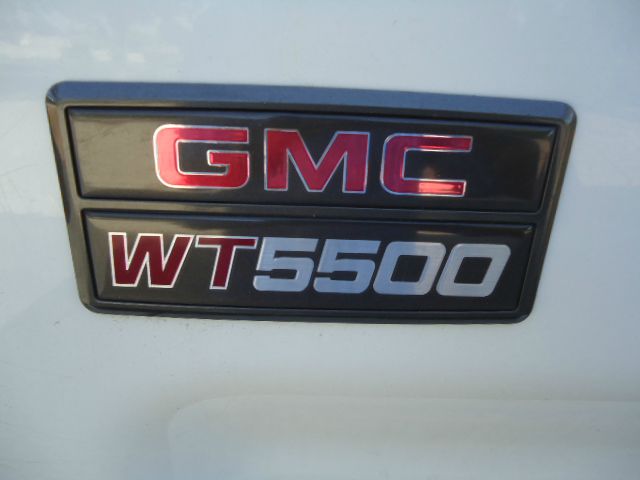 2004 GMC WT 5500 4 Door Package 1