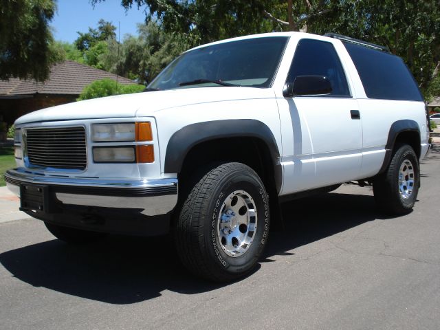 1997 GMC Yukon EX Manual 2WD