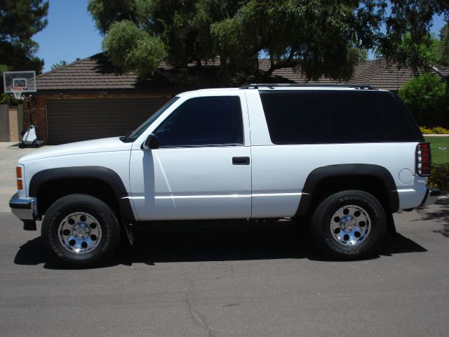 1997 GMC Yukon EX Manual 2WD